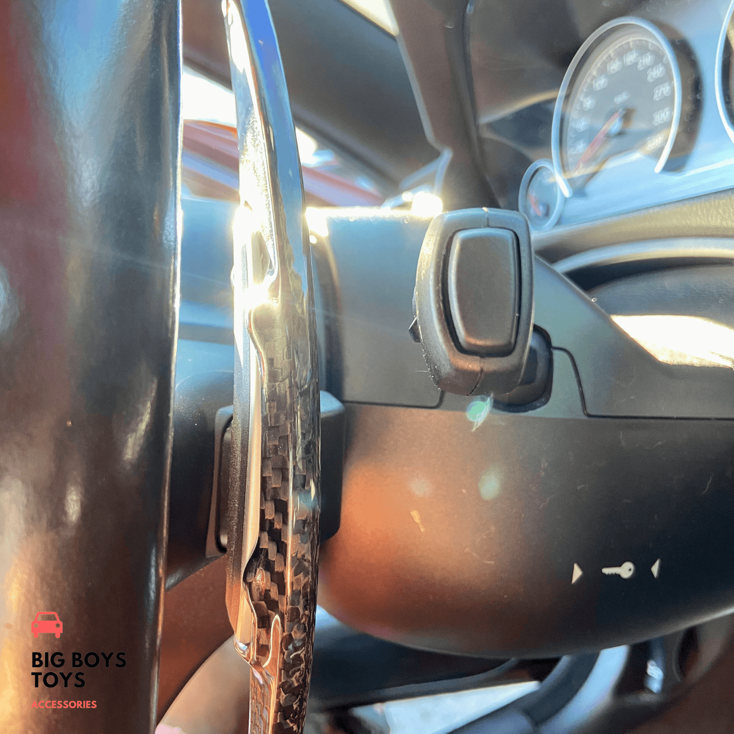 Right paddle shifter from back