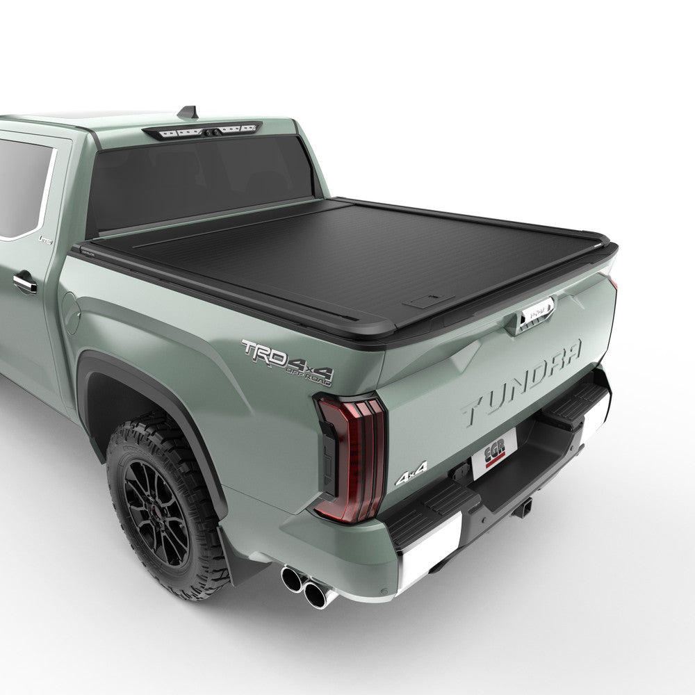 Toyota Tundra 2022 + Rolltrac Manual Retractable Bed Cover