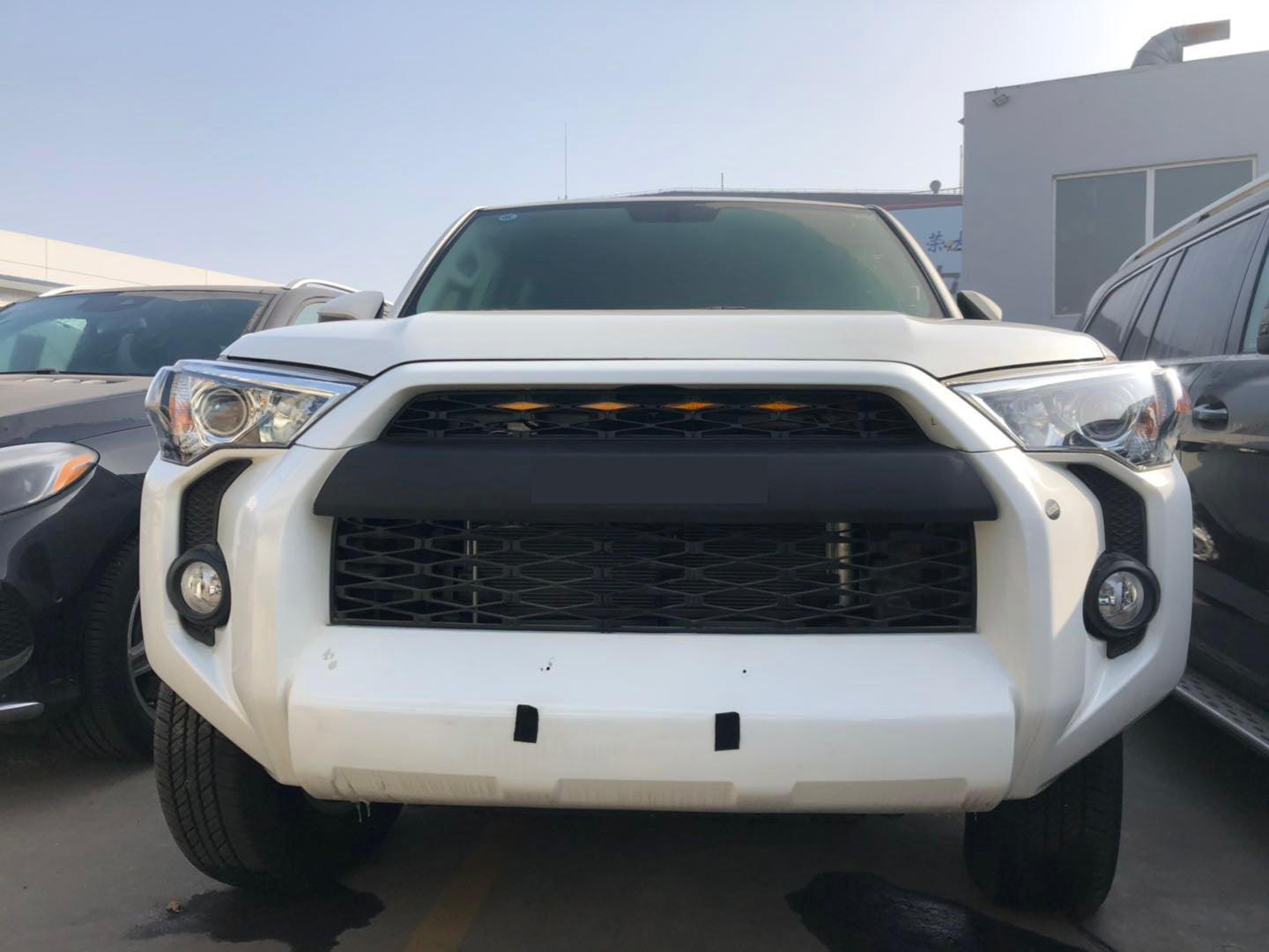 Toyota 4runner front bumper grille